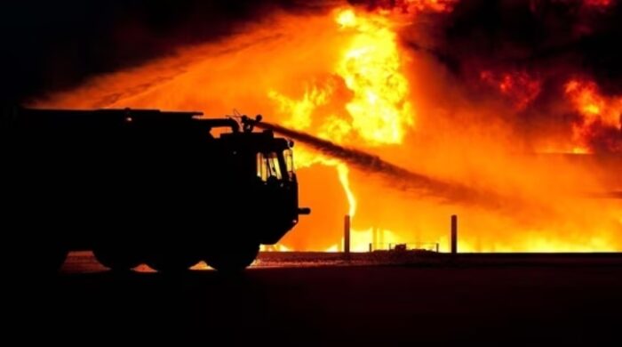 ইরাকে শপিংমলে ভয়াবহ অগ্নিকাণ্ডে ৫০ জনের মৃত্যু