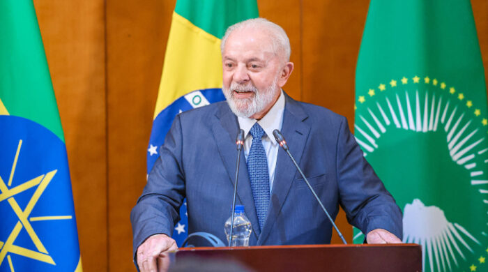 বাণিজ্যযুদ্ধে উত্তপ্ত যুক্তরাষ্ট্র-ব্রাজিল সম্পর্ক: ট্রাম্পের ঘোষণার পাল্টা জবাবে ৫০ শতাংশ শুল্কের হুমকি লুলার