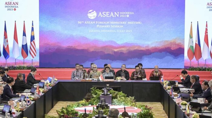 গাজায় ইসরায়েলি বর্বরতায় গভীর উদ্বেগ প্রকাশ, আসিয়ান পররাষ্ট্রমন্ত্রীদের জোরালো নিন্দা