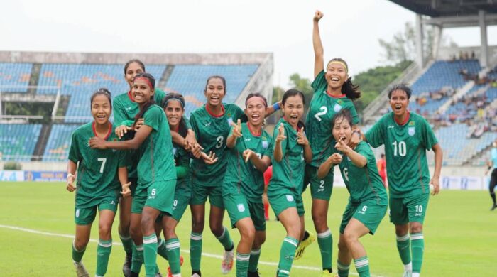 ঋতুপর্ণার দুর্দান্ত গোলে এগিয়ে বাংলাদেশ: মিয়ানমারের মাটিতে লাল-সবুজের দৃঢ় প্রতিরোধ