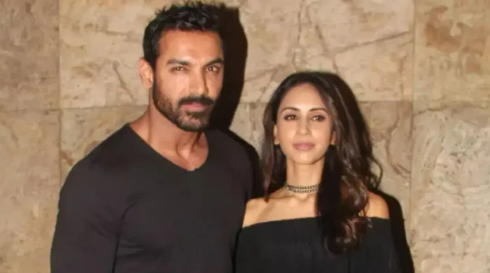 জন আব্রাহাম ও প্রিয়ার দাম্পত্যে ১১ বছরেও নিঃসন্তান: ‘আমি তৈরি নই’ বললেন বলিউড তারকা