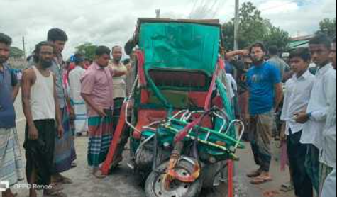 গফরগাঁওয়ে ট্রাক ও অটোরিকশার সংঘর্ষে নিহত ২, আহত ২