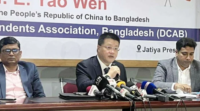 চীনা রাষ্ট্রদূত বলেছেন, বাংলাদেশের পণ্যের ওপর মার্কিন শুল্ক ৩৫ শতাংশ আরোপ অনৈতিক এবং গ্রহণযোগ্য নয়