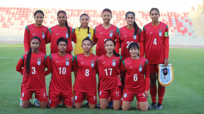 টস হেরে শ্রীলঙ্কার বিপক্ষে ফিল্ডিংয়ে বাংলাদেশ নারী দল