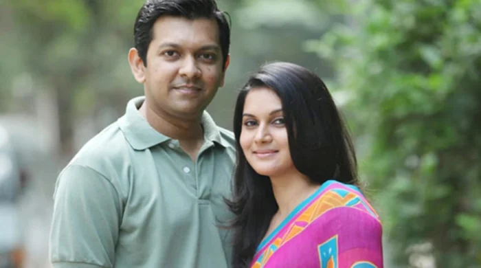 ভাঙনের গল্পে আত্মজয়: তাহসানের সঙ্গে বিচ্ছেদ মেনে নিতে পারেননি মিথিলা