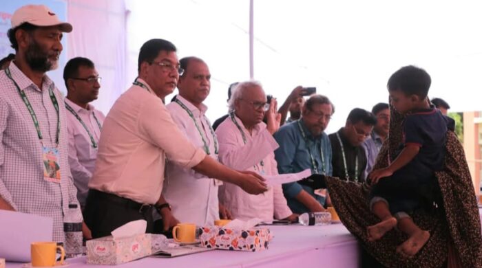 জামালপুরে শহীদ ও আহত পরিবারের পাশে দাঁড়ালেন তারেক রহমানের উদ্যোগে ‘আমরা বিএনপি পরিবার’