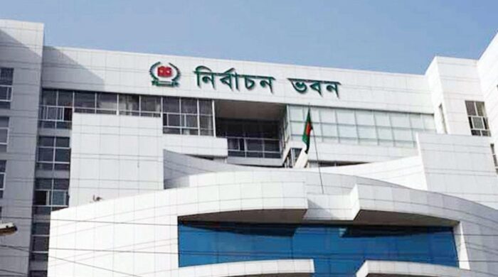 জাতীয় নির্বাচনের রোডম্যাপ ঘোষণা, আট শ্রেণির অংশীজনের সঙ্গে সংলাপে যাবে নির্বাচন কমিশন