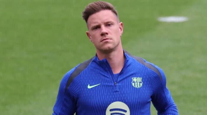 মতবিরোধ কাটিয়ে বার্সেলোনার অধিনায়কত্ব ফিরে পেলেন টের স্টেগেন