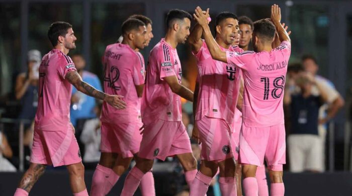 মাসচেরানোর লাল কার্ড, সুয়ারেজের জোড়া গোলে সেমিফাইনালে মেসিহীন মিয়ামি