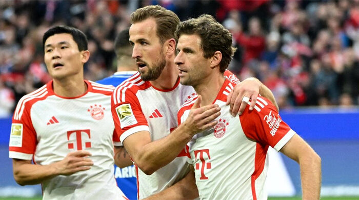 হ্যাটট্রিকে কীর্তি গড়লেন হ্যারি কেইন, ৬ গোলের দাপুটে জয়ে মৌসুম শুরু বায়ার্নের