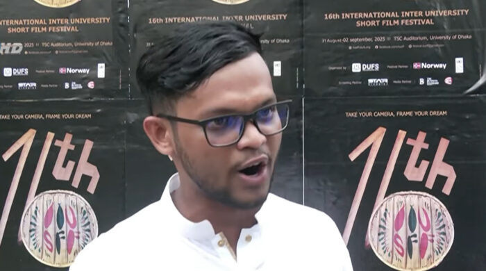 ডাকসু ভোটে কারচুপির অভিযোগ: ‘আগে থেকে ব্যালট পূরণ রাখা হয়েছে’