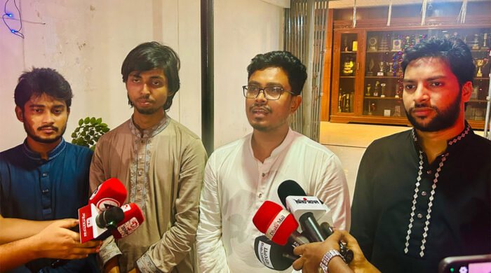 দুর্গাপূজার নিরাপত্তায় সজাগ থাকার আহ্বান জানালেন ডাকসু ভিপি আবু সাদিক কায়েম