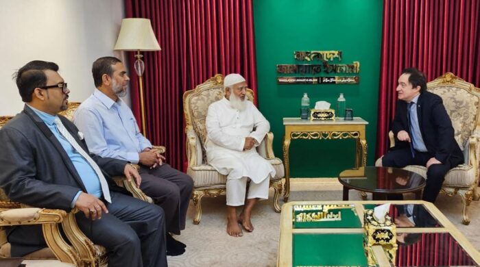 জামায়াত আমিরের সঙ্গে আর্জেন্টিনার রাষ্ট্রদূতের সৌজন্য সাক্ষাৎ”