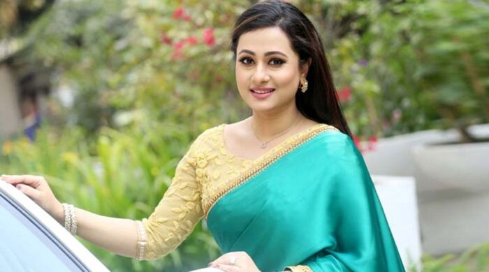 ঢালিউডের সিন্ডিকেটে আটকা পূর্ণিমা: বড়পর্দায় ফেরার স্বপ্ন বুকে নিয়ে