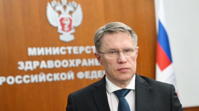 মাঝ-আকাশে বিমানের যাত্রীকে বাঁচালেন রুশ স্বাস্থ্যমন্ত্রী