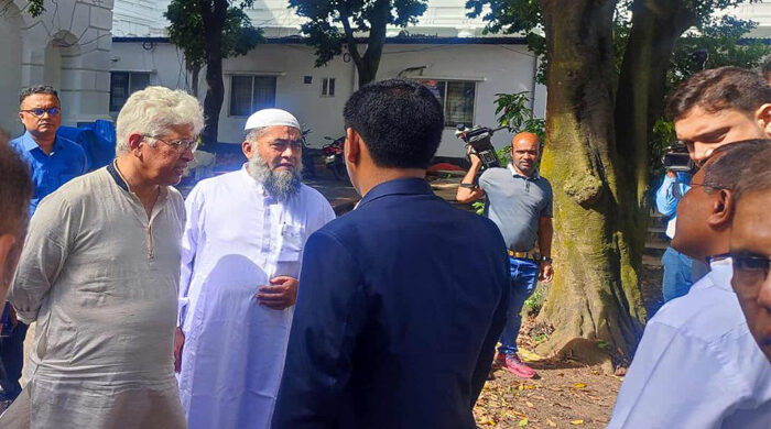 ট্রাইব্যুনাল সংস্কার পরিদর্শনে দুই উপদেষ্টা