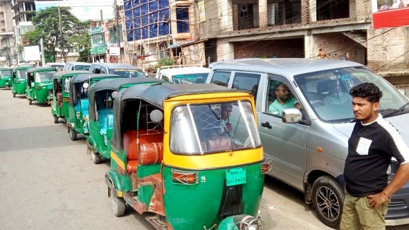 সিলেটে  অভিযান: জনসমর্থনের পাশাপাশি বাড়ছে ভোগান্তি