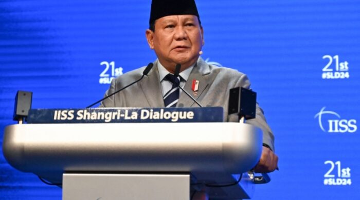 নেপালে ক্ষমতাচ্যুত প্রধানমন্ত্রী অলিসহ পাঁচজনের ওপর ভ্রমণ নিষেধাজ্ঞা”