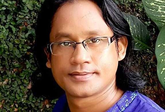 ঢাবিতে ভুয়া পরিচয়পত্রধারী আটক: নিরাপত্তা যাচাই চলছে