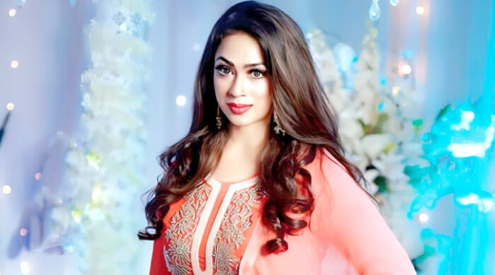 সাদিকা পারভিন পপির নতুন সিনেমা ‘ডাইরেক্ট অ্যাটাক’ মুক্তির প্রস্তুতি সম্পন্ন