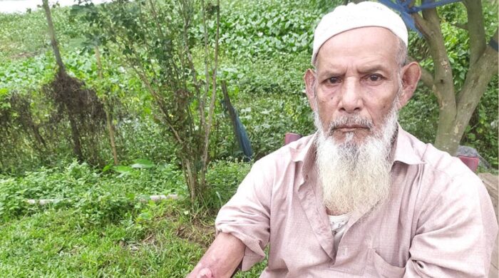 জমি বিরোধে পৈতৃক ঘরে হামলা, বাড়িছাড়া বৃদ্ধের জীবন বিপন্ন