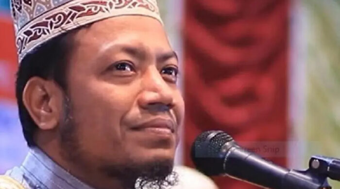 মসজিদে আমির হামজার রাজনৈতিক বক্তব্যে বাধা, ক্ষুব্ধ মুসল্লিদের হাতে বিএনপি নেতা অপদস্থ