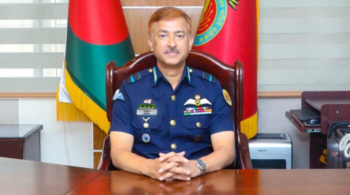 প্রত্যেককে সচেতন থাকতে হবে সাইবার নিরাপত্তা বিষয়ে: বেবিচক চেয়ারম্যান