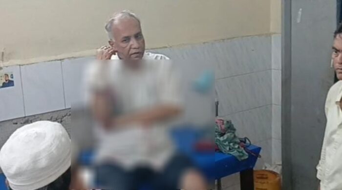 টাঙ্গাইলে পাঠক মেলার সভাপতিকে দুষ্কৃতীরা কুপিয়ে আহত করেছে