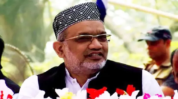 ChatGPT said: নওগাঁয় সাবেক এমপি ওমর ফারুকসহ ৫ জন গ্রেপ্তার