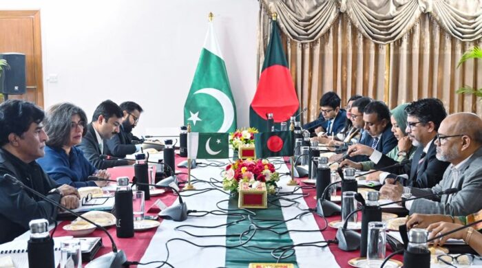 “বাংলাদেশ–পাকিস্তান অর্থনৈতিক সম্পর্ক পুনরায় উষ্ণ হচ্ছে”-জেইসি বৈঠক শুরু