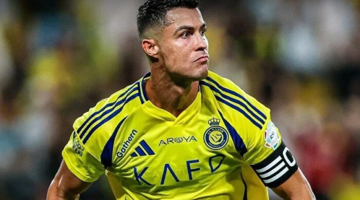 রোনালদোর অবিশ্বাস্য গোল, ৯৪৯তম এবং রেকর্ডের কাছে আরও কাছে