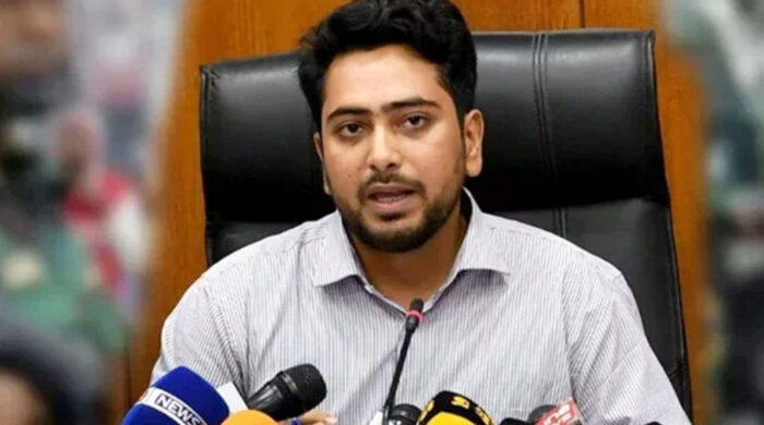 ১৫ নভেম্বরের মধ্যে এনসিপির প্রার্থী ঘোষণা করা হবে: নাহিদ