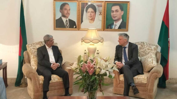 বিএনপির প্রতিনিধি দলের সঙ্গে নেদারল্যান্ডস রাষ্ট্রদূতের সৌজন্য সাক্ষাৎ