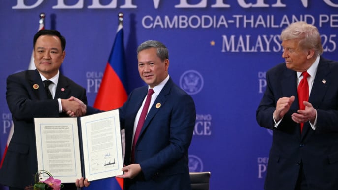 সীমান্তে মাইন বিস্ফোরণের জেরে শান্তি চুক্তি স্থগিত করলো থাইল্যান্ড