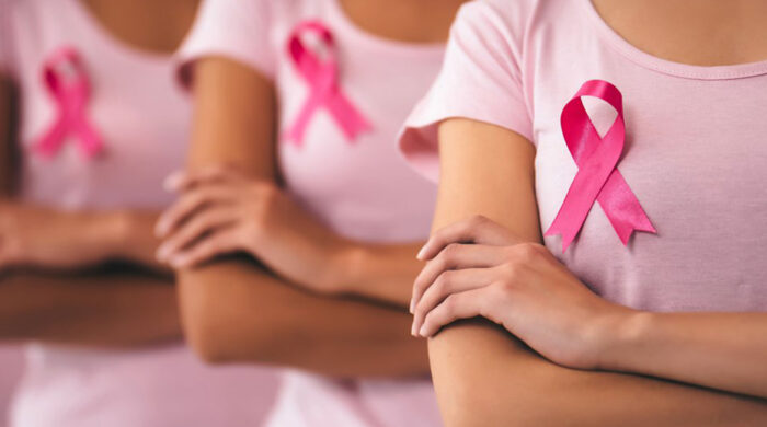 ব্রেস্ট ক্যানসারের নীরব সতর্কতা: শুরুতেই শনাক্ত করুন বিপদের সংকেত