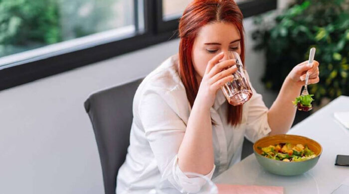 খালি পেটে সকালের সঠিক খাবার: সুস্থ জীবনের শুরু এখানেই