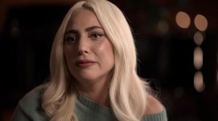 লেডি গাগা শেয়ার করলেন মানসিক যুদ্ধের ভয়ঙ্কর মুহূর্ত