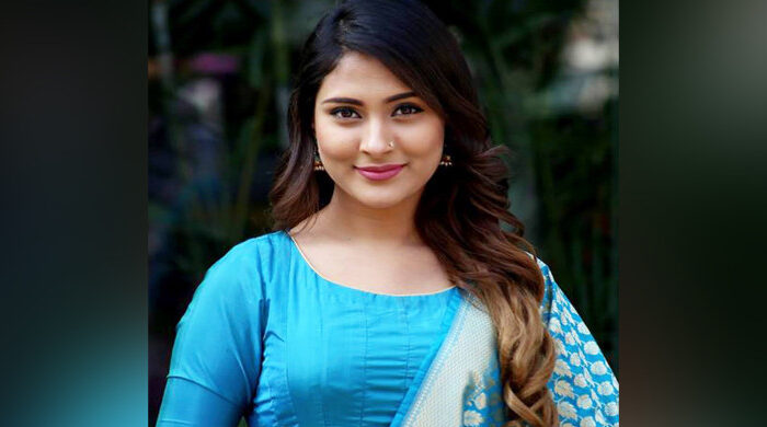 মেহজাবীনের বিরুদ্ধে মামলা: অপমান করতে আজ ভাইরাল সংস্কৃতির অপব্যবহার