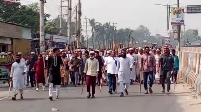 রাজধানী ও সারাদেশে নাশকতা প্রতিরোধে রাজনৈতিক সতর্কতা