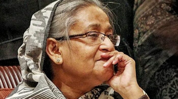 ‘নিঃস্ব আমি রিক্ত আমি’ বলা হাসিনার ব্যাংকের ভল্টে ৮৩২ ভরি স্বর্ণ উদ্ধার