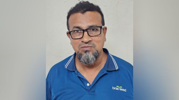 বরিশালে স্বেচ্ছাসেবক লীগ নেতা হেমায়েত সিকদার গ্রেপ্তার