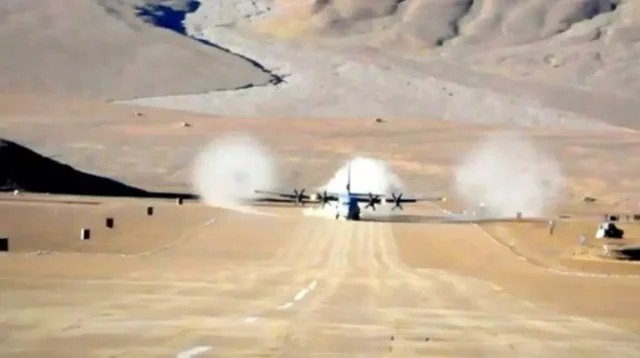 চীনের সীমান্তে ভারতের নতুন যুদ্ধবিমান ঘাঁটি উদ্বোধন