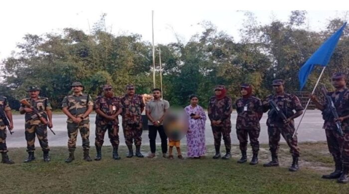 বাংলাবান্ধা সীমান্ত থেকে তিন বাংলাদেশিকে হস্তান্তর করল বিএসএফ