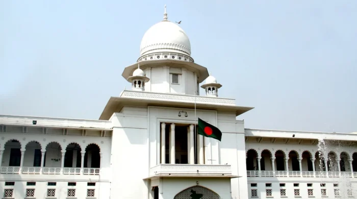 হাইকোর্টে ২১ বিচারপতি স্থায়ী পদে শপথ গ্রহণ