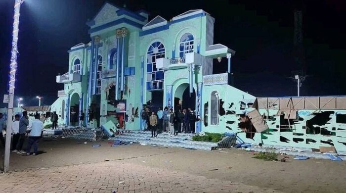 গাজীপুরে বাণিজ্য মেলায় মারধর-হামলার ঘটনায় ২০ আহত