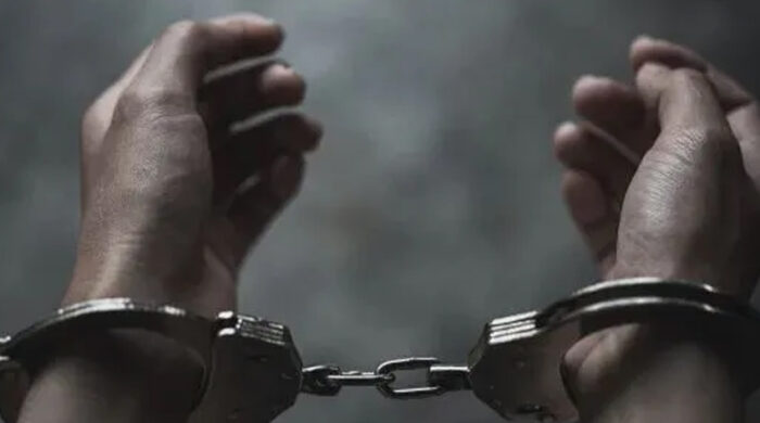 সারাদেশে পুলিশের বিশেষ অভিযানে গ্রেফতার ১৮৩১ জন