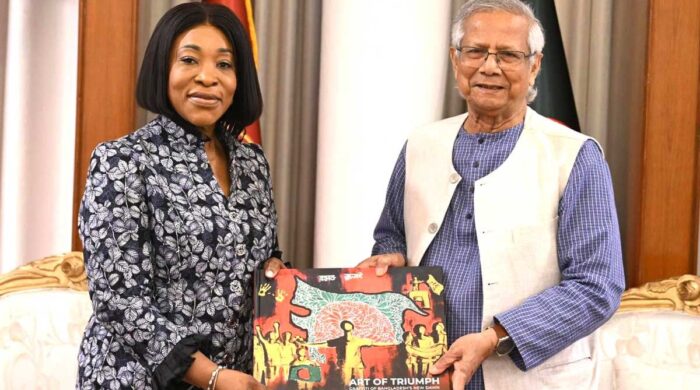 ত্রয়োদশ সংসদ নির্বাচনে কমনওয়েলথের সমর্থন চাইলেন ইউনূস