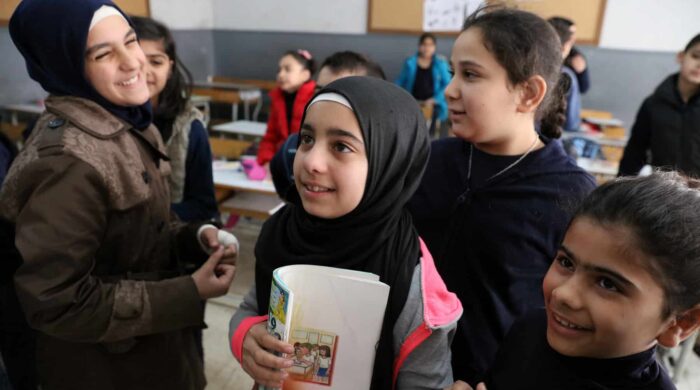 স্কুলে হিজাব পরা নিষিদ্ধ করতে যাচ্ছে অস্ট্রিয়া