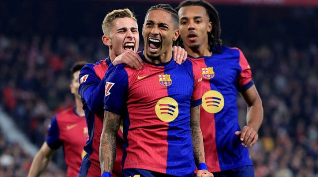 তলেটিকোকে হারিয়ে লা লিগায় শীর্ষে বার্সেলোনা