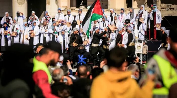 ধ্বংসস্তূপের মাঝেই স্নাতক ১৭০ গাজাবাসী চিকিৎসক